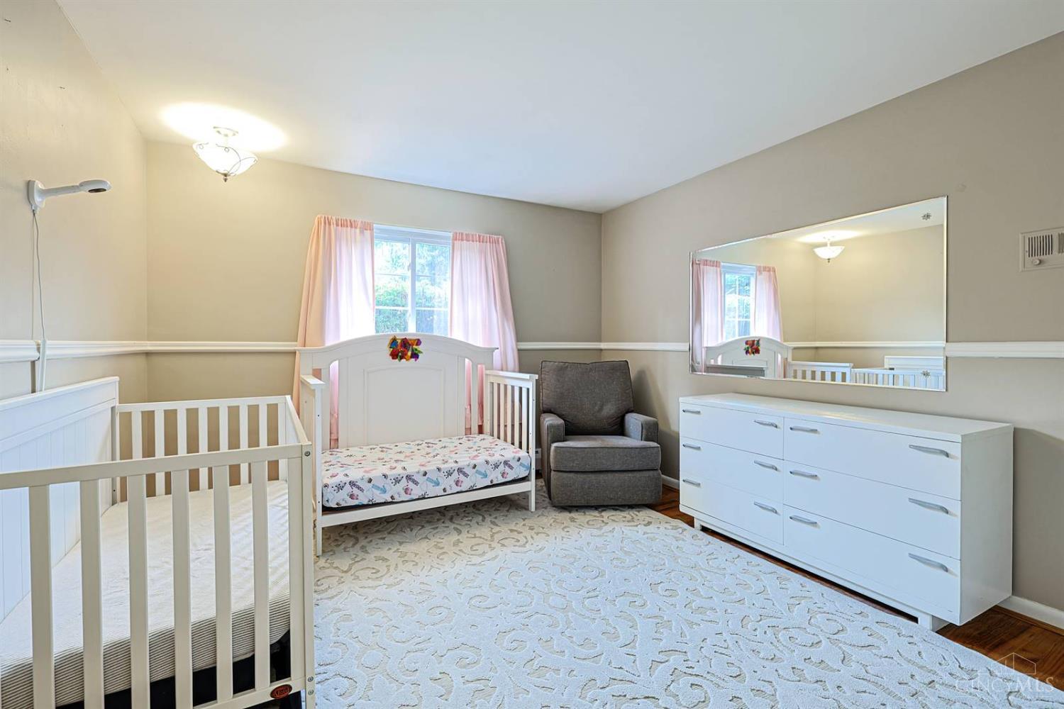 2443 Hunt Road Reading, OH 45215 - Photo 18 of 38