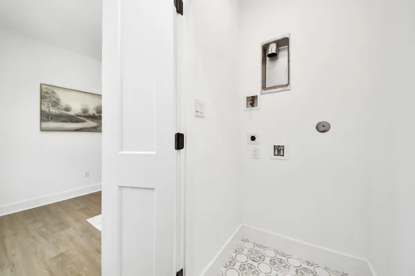 $2,250 | 5029 Broom Street, Unit A, Houston, TX 77091