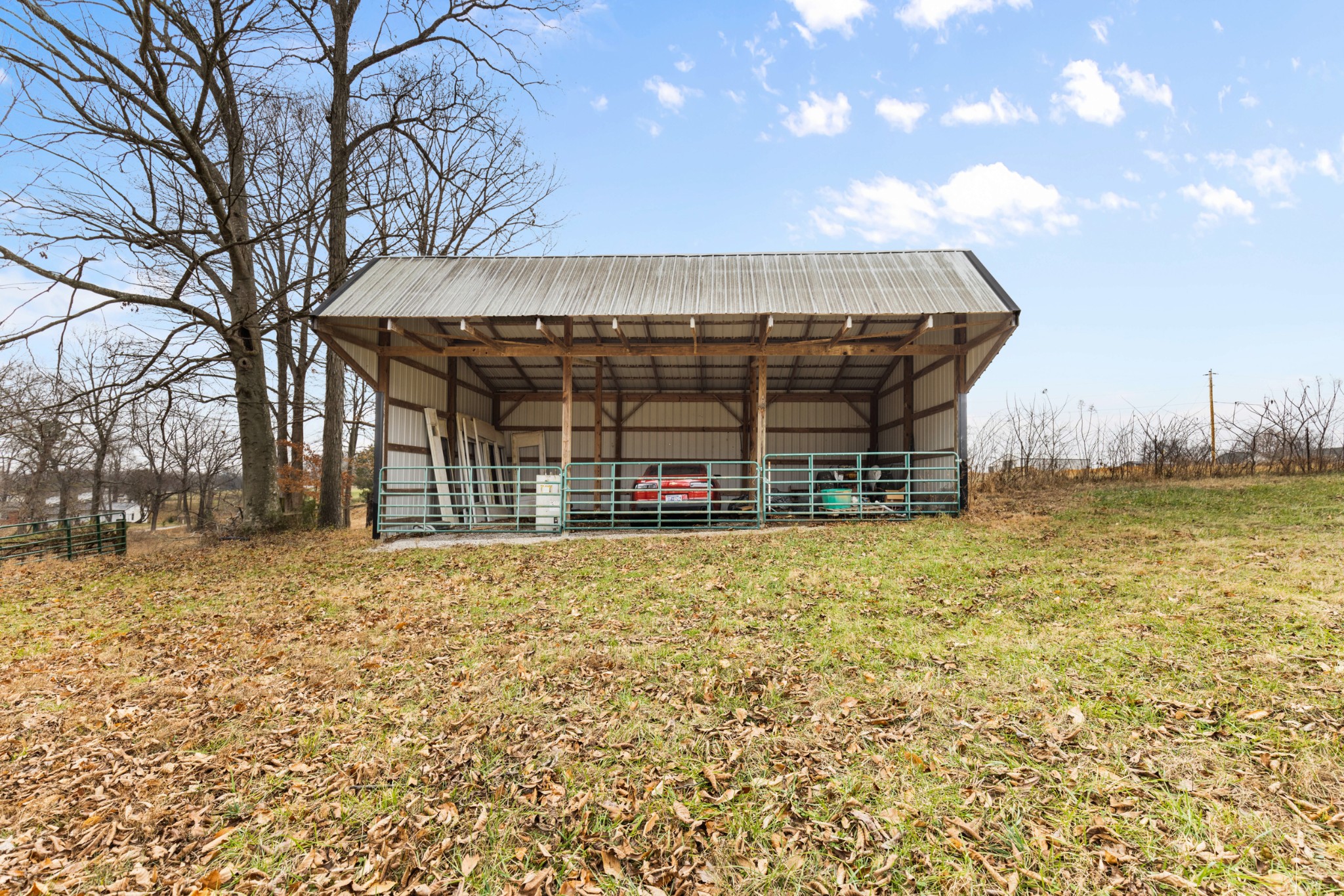 11875 Franklin Road Franklin, KY 42134 - Photo 15 of 21 a view of a house with backyard and tree