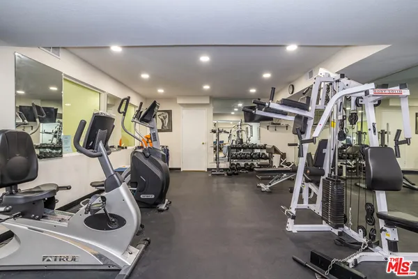 $2,700 | 1230 North Sweetzer Avenue, Unit 112, West Hollywood, CA 90069