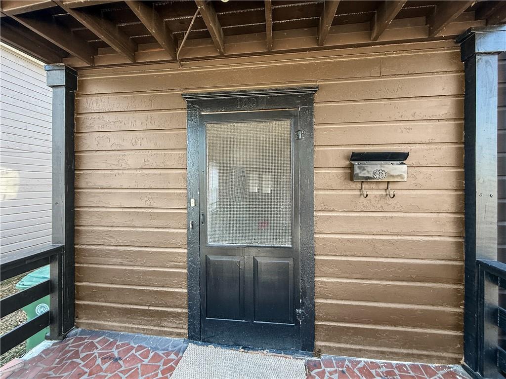 109 Vine Street Southwest, Unit A Atlanta, GA 30314 - Photo 2 of 14 a view of outdoor space