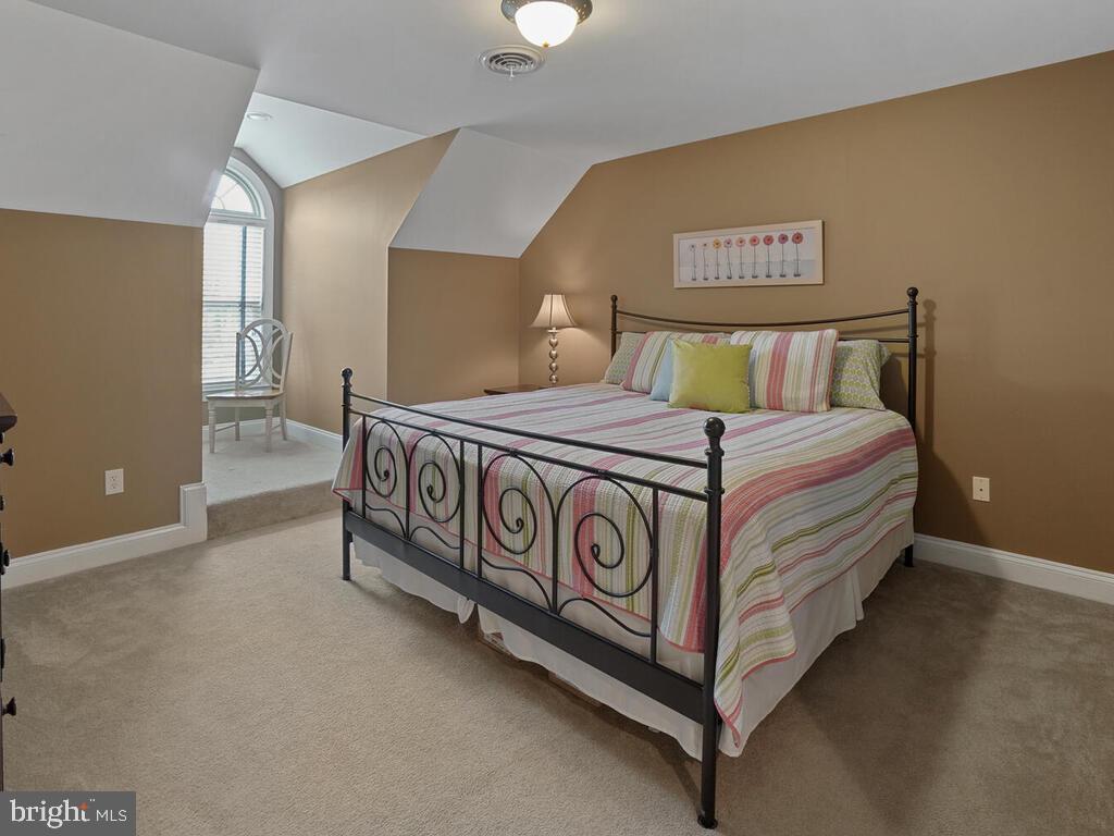 6506 Rimrock Lane New Market, MD 21774 - Photo 22 of 49 Bedroom