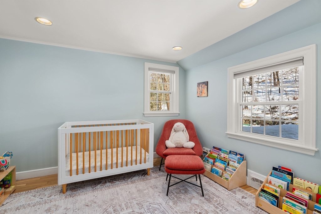 141 Hampshire Road Wellesley, MA 02481 - Photo 26 of 33 Gallery Image 26