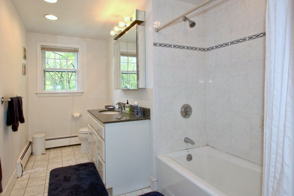 15 York Road Wayland, MA 01778 - Photo 15 of 26