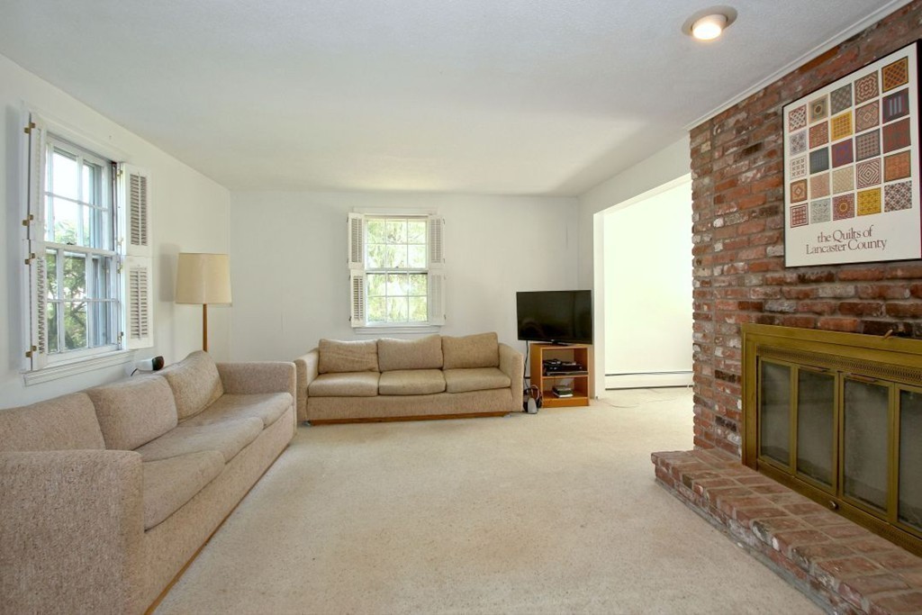 15 York Road Wayland, MA 01778 - Photo 17 of 26