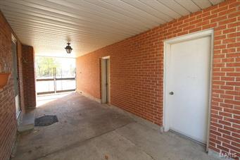 8237 MacKenzie Road St. Louis, MO 63123 - Photo 20 of 25 Gallery Image 20