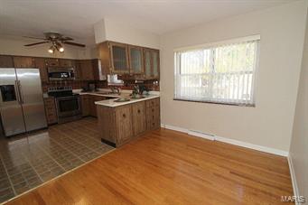 8237 MacKenzie Road St. Louis, MO 63123 - Photo 8 of 25 Gallery Image 8