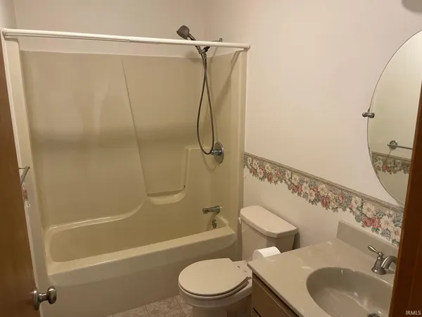 $299,500 | 1147 Warana Drive, Plymouth, IN 46563
