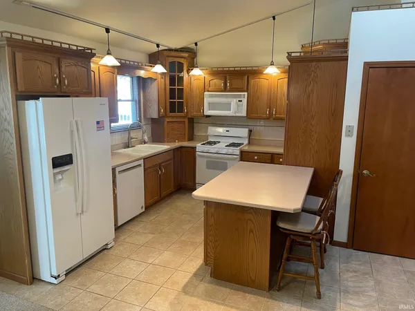 $299,500 | 1147 Warana Drive, Plymouth, IN 46563