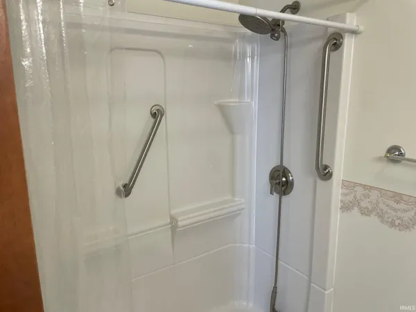 $299,500 | 1147 Warana Drive, Plymouth, IN 46563