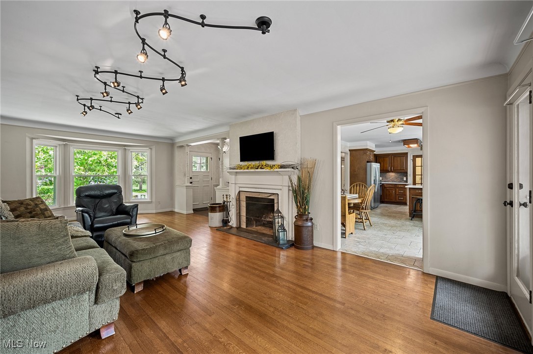 34850 Cannon Road Solon, OH 44139 - Photo 5 of 43 Gallery Image 5