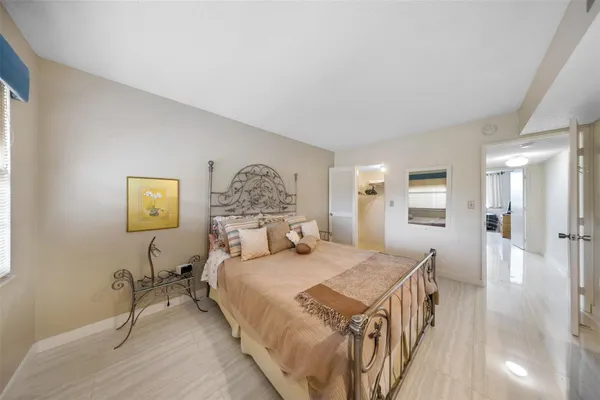 $2,650 | 800 Cypress Grove Drive, Unit 402, Pompano Beach, FL 33069