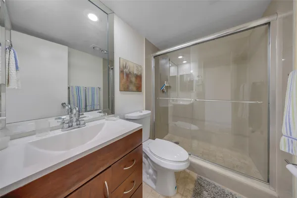 $2,650 | 800 Cypress Grove Drive, Unit 402, Pompano Beach, FL 33069