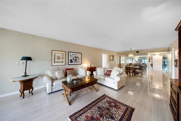 $2,650 | 800 Cypress Grove Drive, Unit 402, Pompano Beach, FL 33069