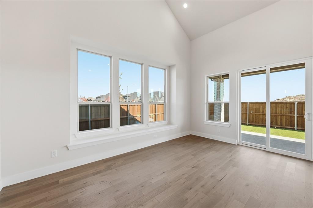 1025 Alberta Spruce Road Justin, TX 76247 - Photo 14 of 30