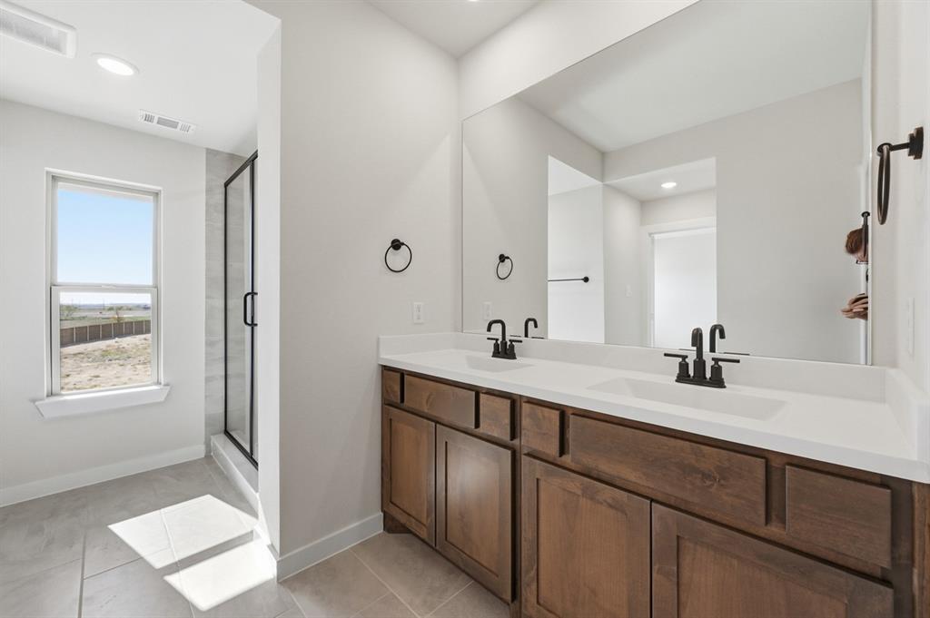 1025 Alberta Spruce Road Justin, TX 76247 - Photo 19 of 30