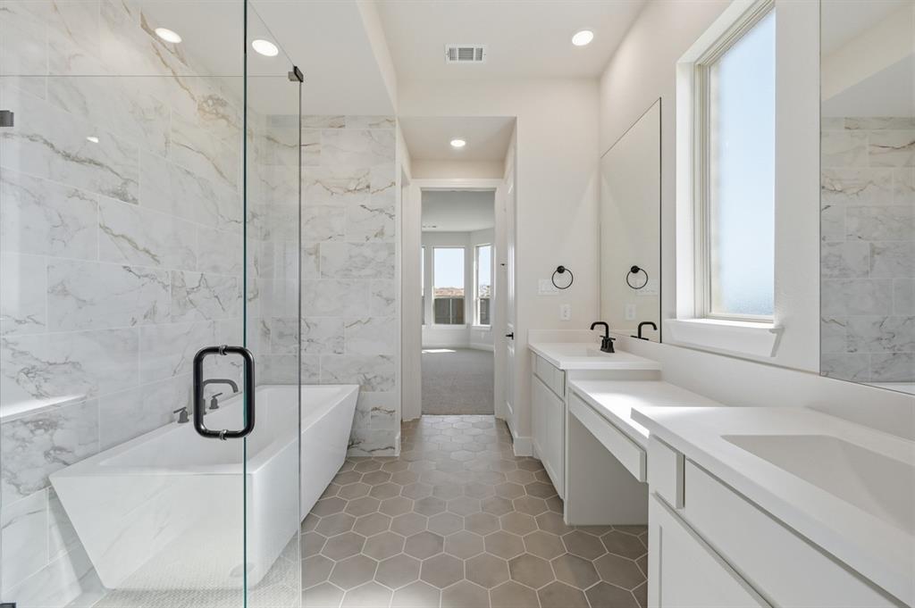 1025 Alberta Spruce Road Justin, TX 76247 - Photo 9 of 30