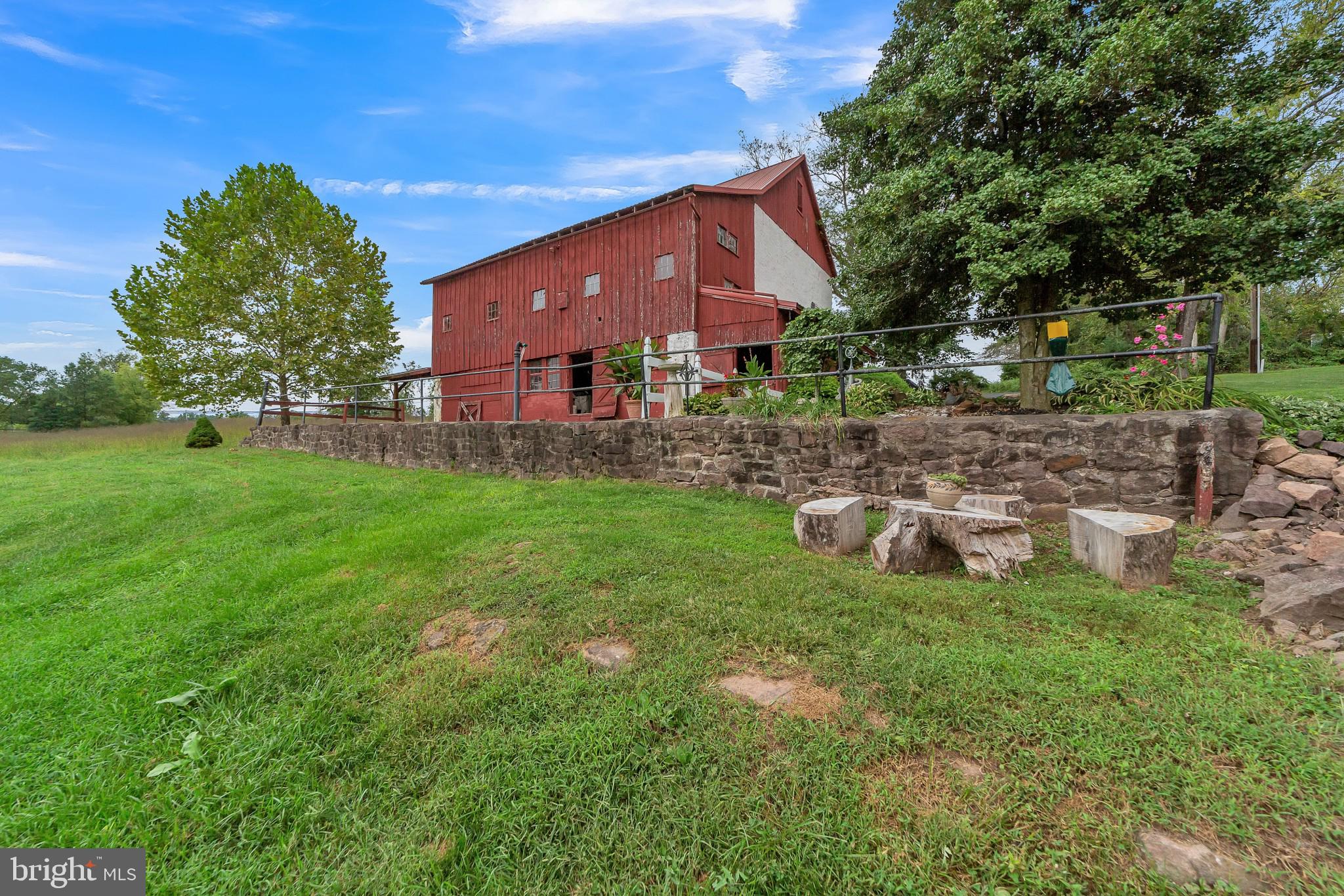 604 Kulp Road Pottstown, PA 19465 - Photo 28 of 35 Barn