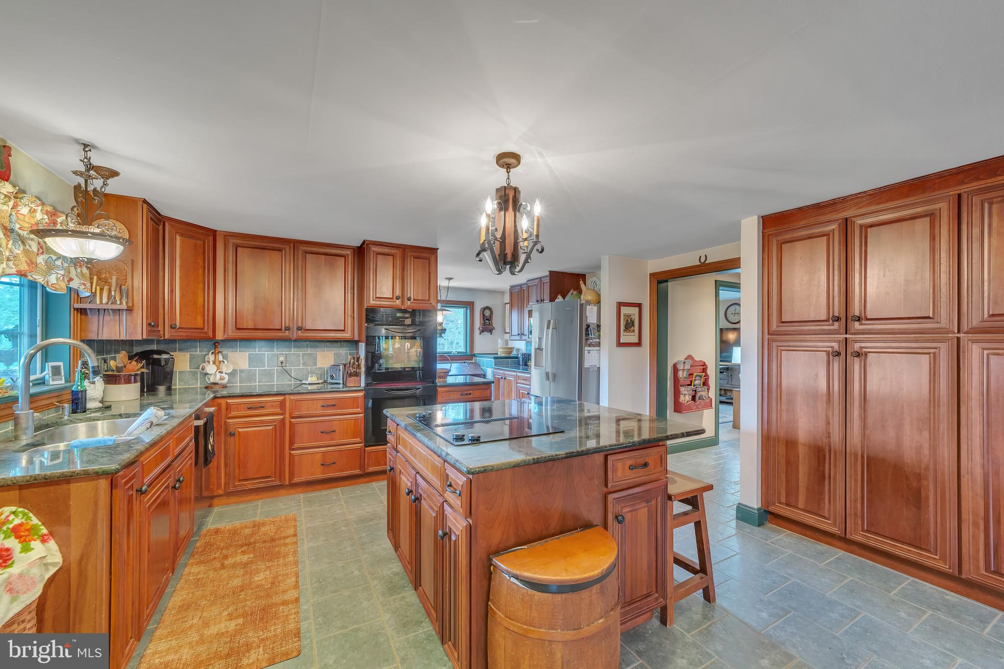 604 Kulp Road Pottstown, PA 19465 - Photo 7 of 35 Kitchen