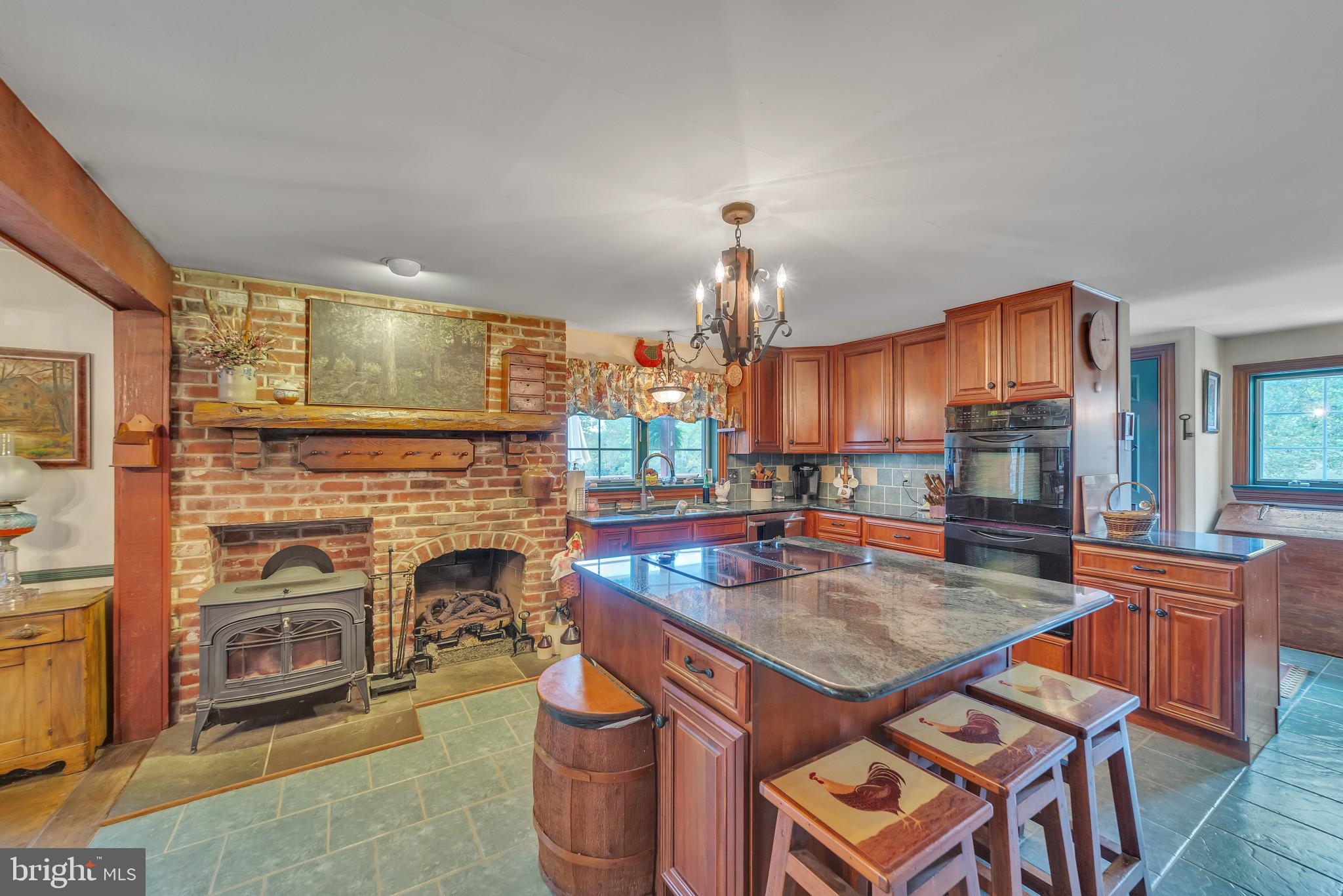 604 Kulp Road Pottstown, PA 19465 - Photo 8 of 35 Kitchen