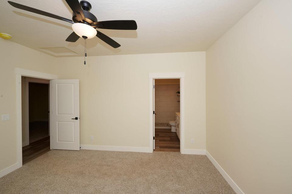 2473 North Kings Road Cedar City, UT 84721 - Photo 9 of 26 20260202234315773272000000-o