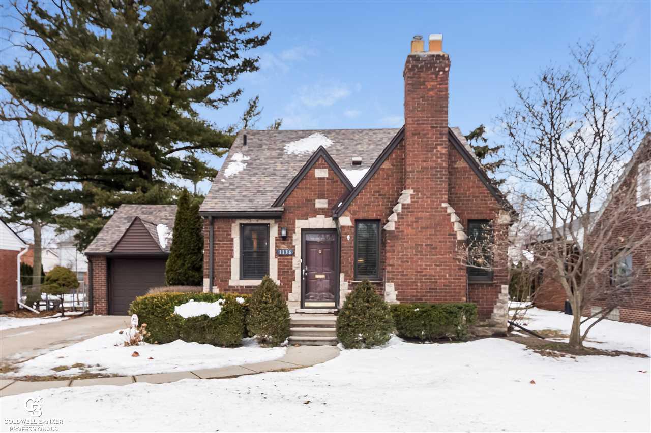 1136 Hawthorne Road Grosse Pointe, MI 48236 - Photo 1 of 36 Front View