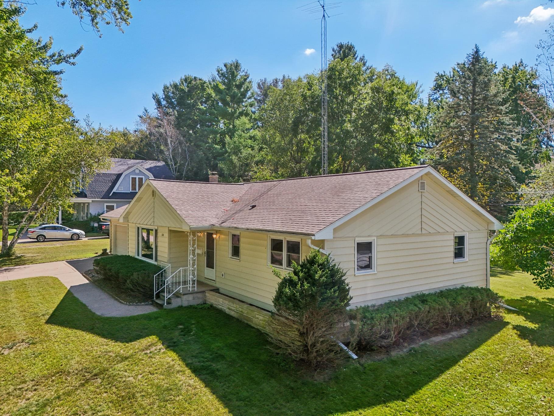 538 Mary Reedsburg, WI 53959 - Photo 4 of 65 Gallery Image 4