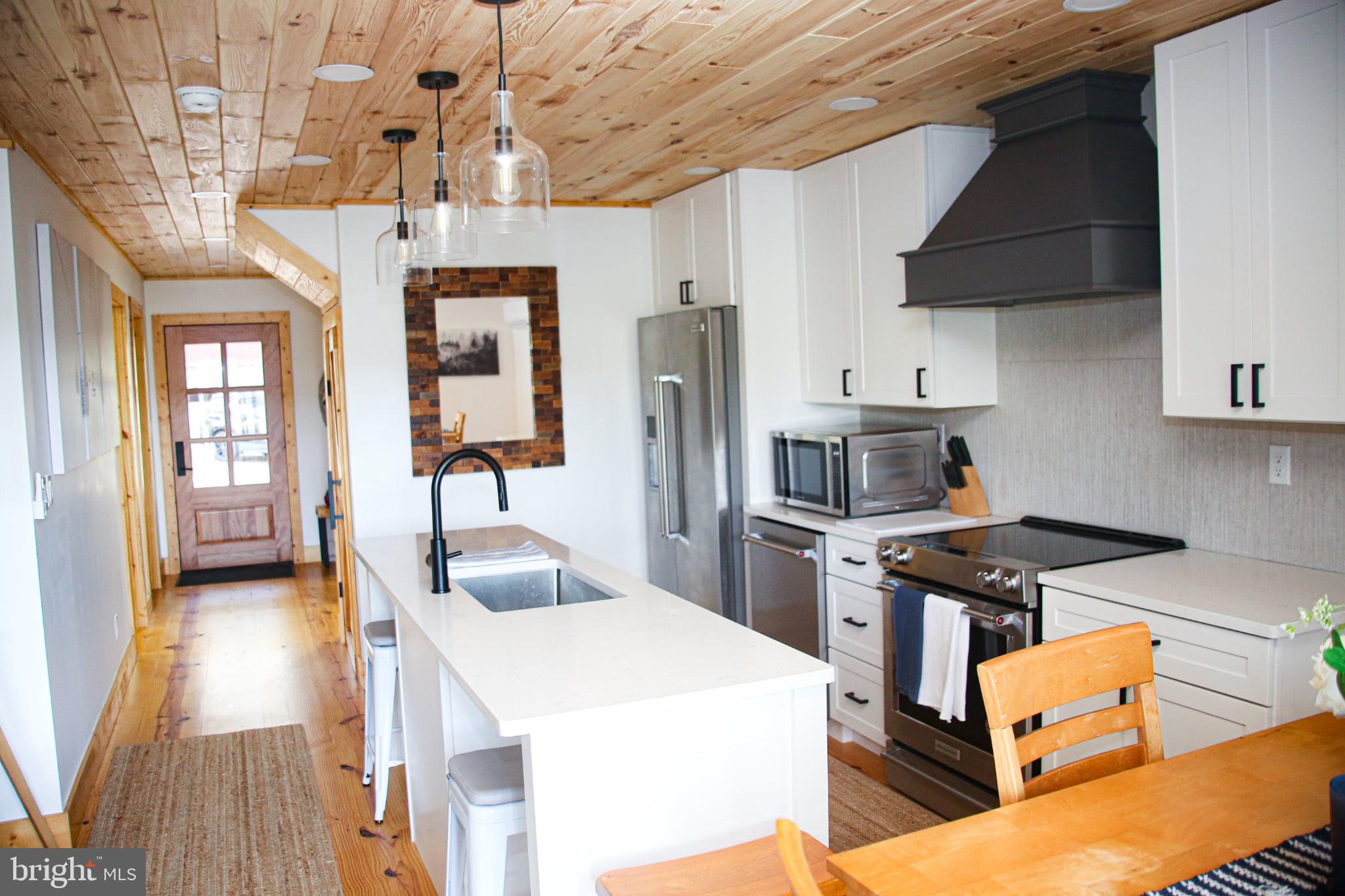 120 Rock Lodge Road McHenry, MD 21541 - Photo 6 of 23 kitchen