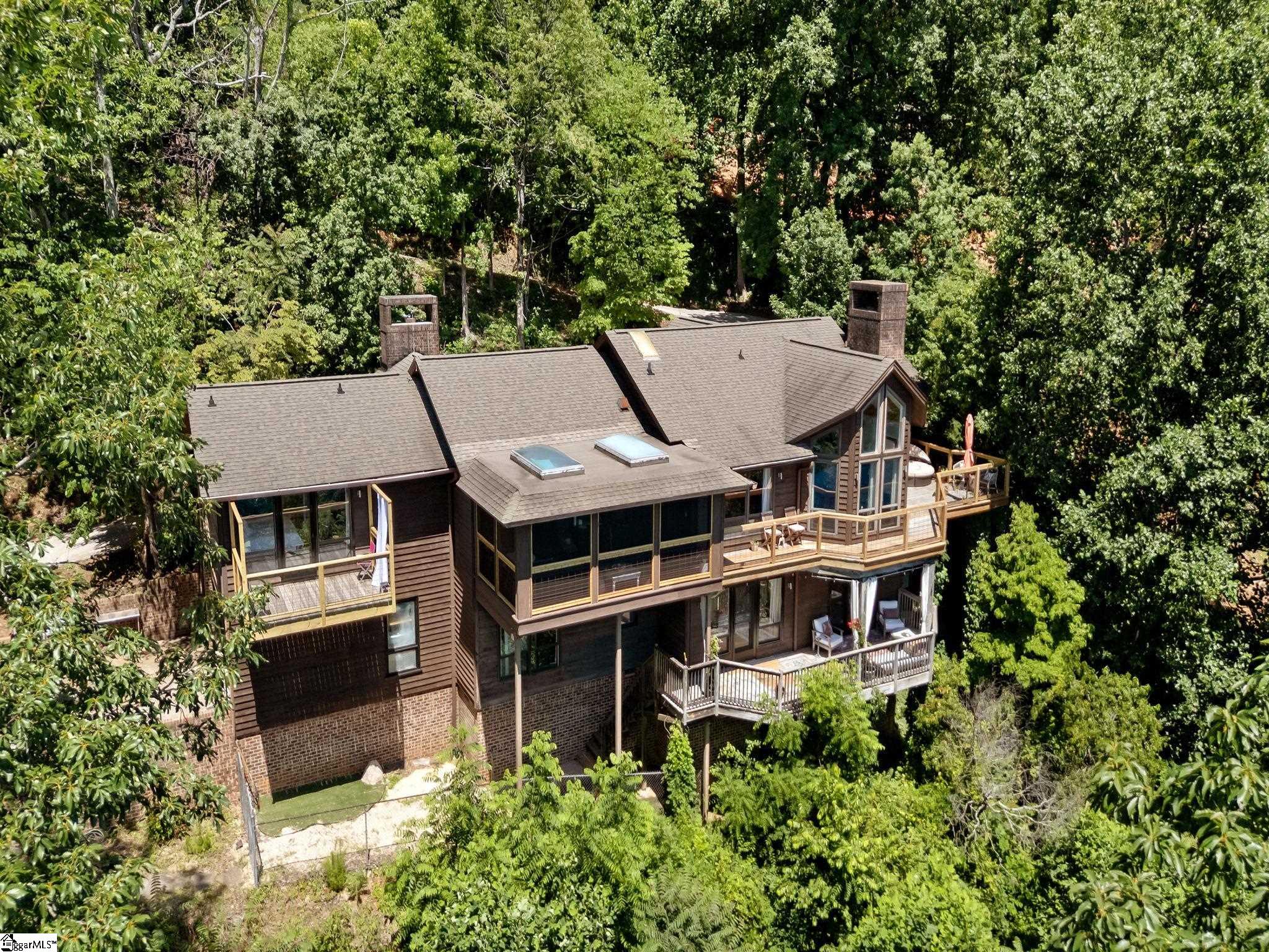 875 Altamont Road Greenville, SC 29609 - Photo 3 of 48