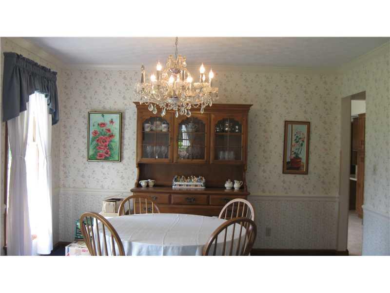 258 Donation Road Greenville, PA 16125 - Photo 8 of 20 Dining Room.