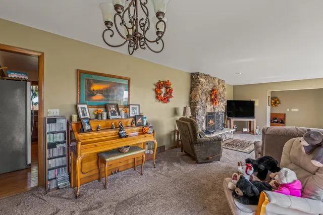 $499,900 | W296 County Rd CW, Ixonia, WI 53036