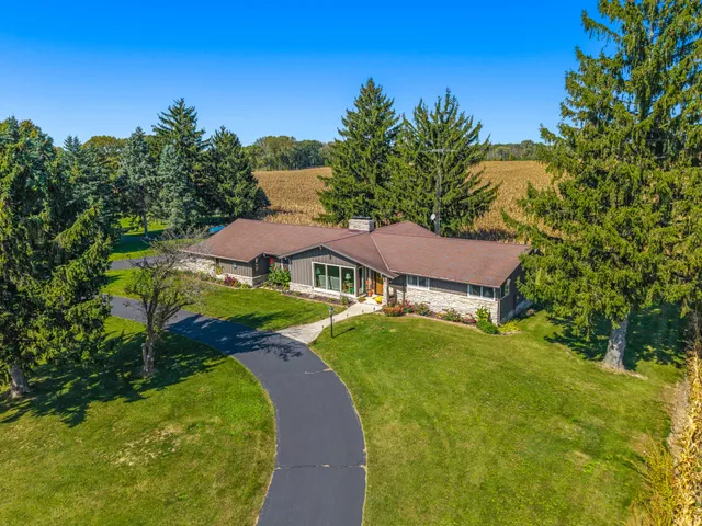 $499,900 | W296 County Rd CW, Ixonia, WI 53036