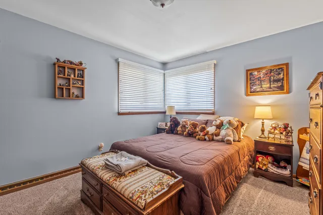 $499,900 | W296 County Rd CW, Ixonia, WI 53036