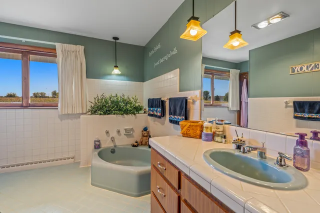 $499,900 | W296 County Rd CW, Ixonia, WI 53036