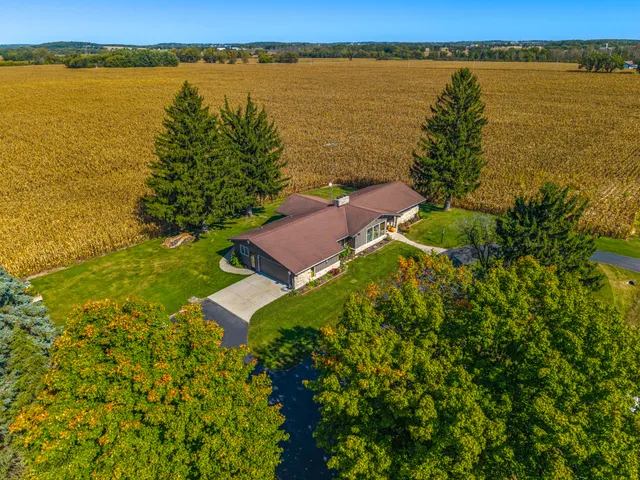 $499,900 | W296 County Rd CW, Ixonia, WI 53036