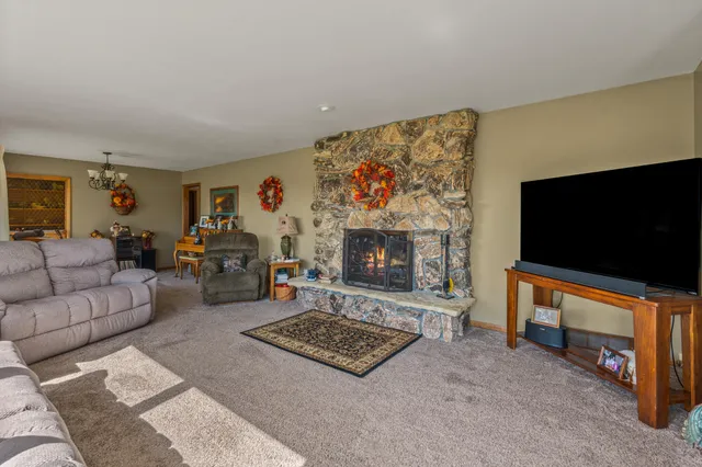 $499,900 | W296 County Rd CW, Ixonia, WI 53036