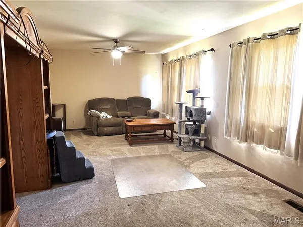 $153,000 | 505 Skyview Drive, Ellington, MO 63638