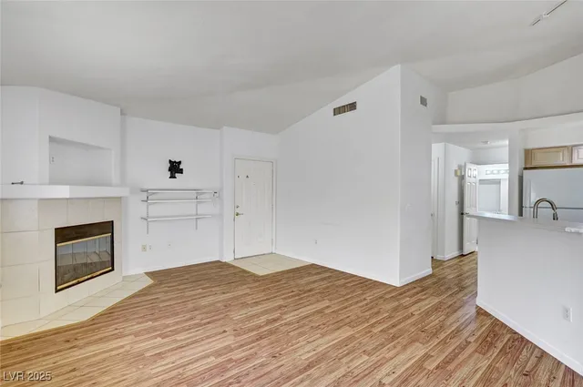 $255,000 | 322 Sunward Drive, Unit 322, Henderson, NV 89014