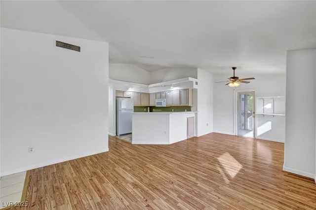 $255,000 | 322 Sunward Drive, Unit 322, Henderson, NV 89014