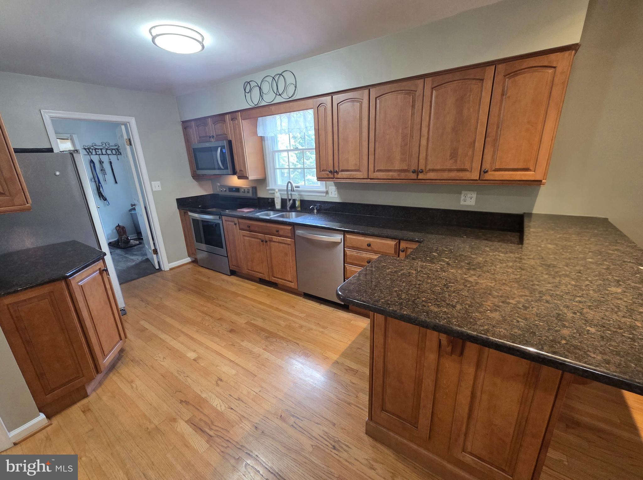 16909 Big Falls Road Monkton, MD 21111 - Photo 15 of 39 Updated Kitchen