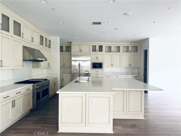 $8,500 | 17302 Eucalyptus Lane, Huntington Beach, CA 92649
