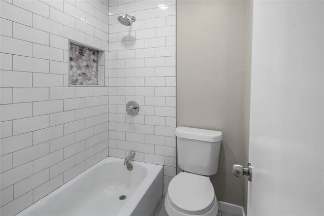 $289,900 | 5711 Congressional Drive, Arlington, TX 76018