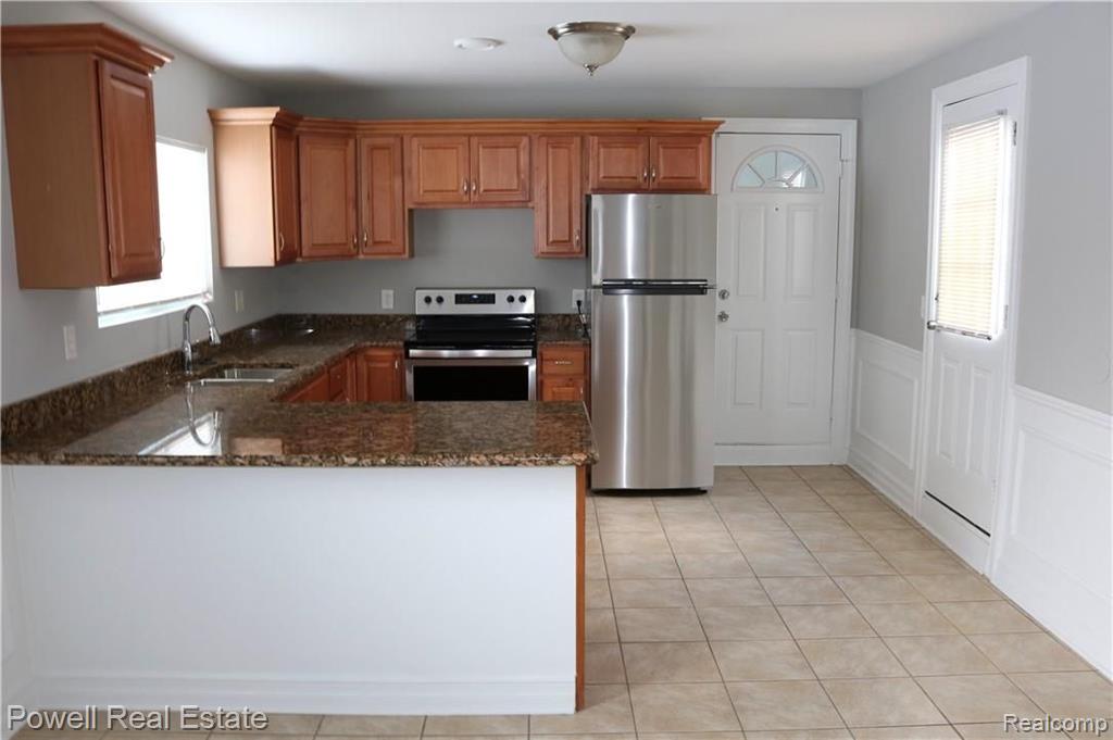 47574 Ryan Road Utica, MI 48317 - Photo 6 of 29