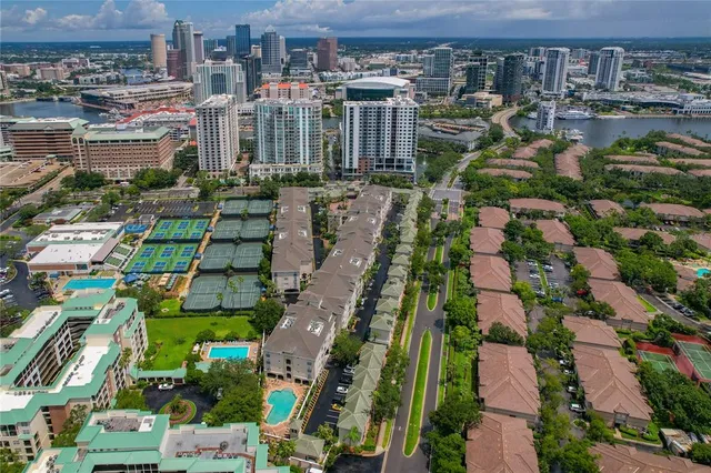 $487,500 | 501 Knights Run Avenue, Unit 1317, Tampa, FL 33602