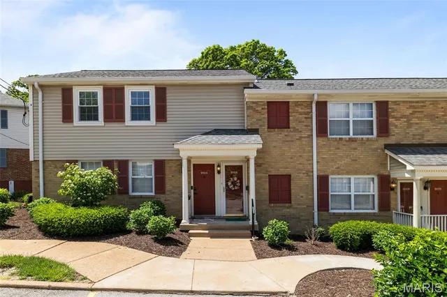 $129,000 | 9106 West Swan Circle, St. Louis, MO 63144