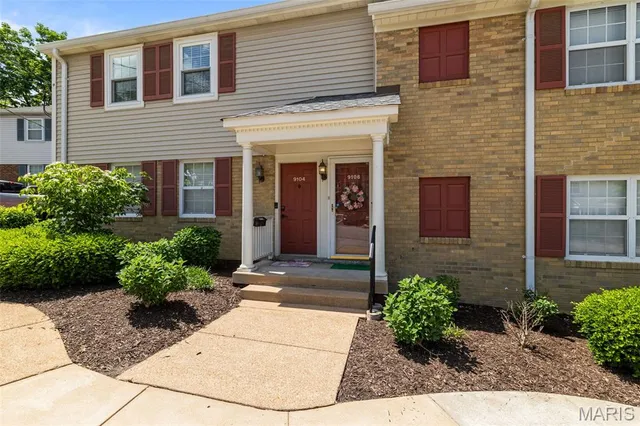 $129,000 | 9106 West Swan Circle, St. Louis, MO 63144