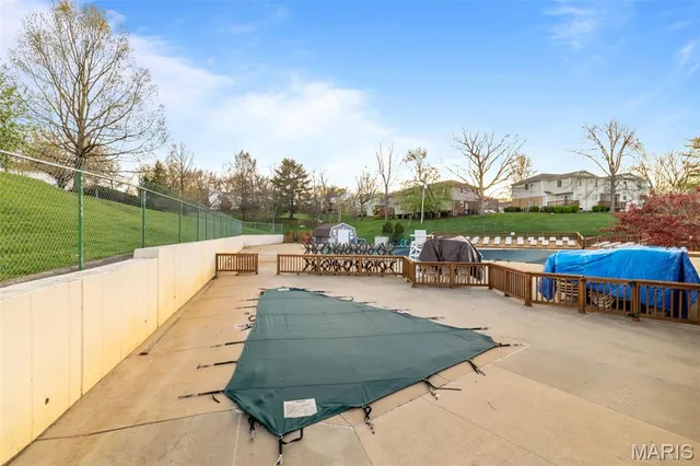 $129,000 | 9106 West Swan Circle, St. Louis, MO 63144