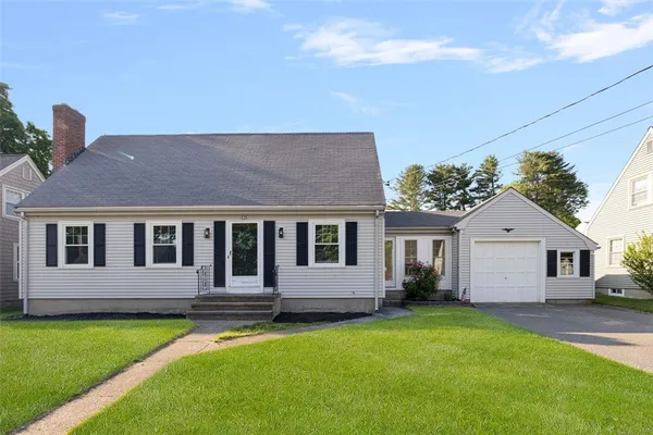 $549,900 | 125 Fiske Avenue, Cumberland, RI 02864