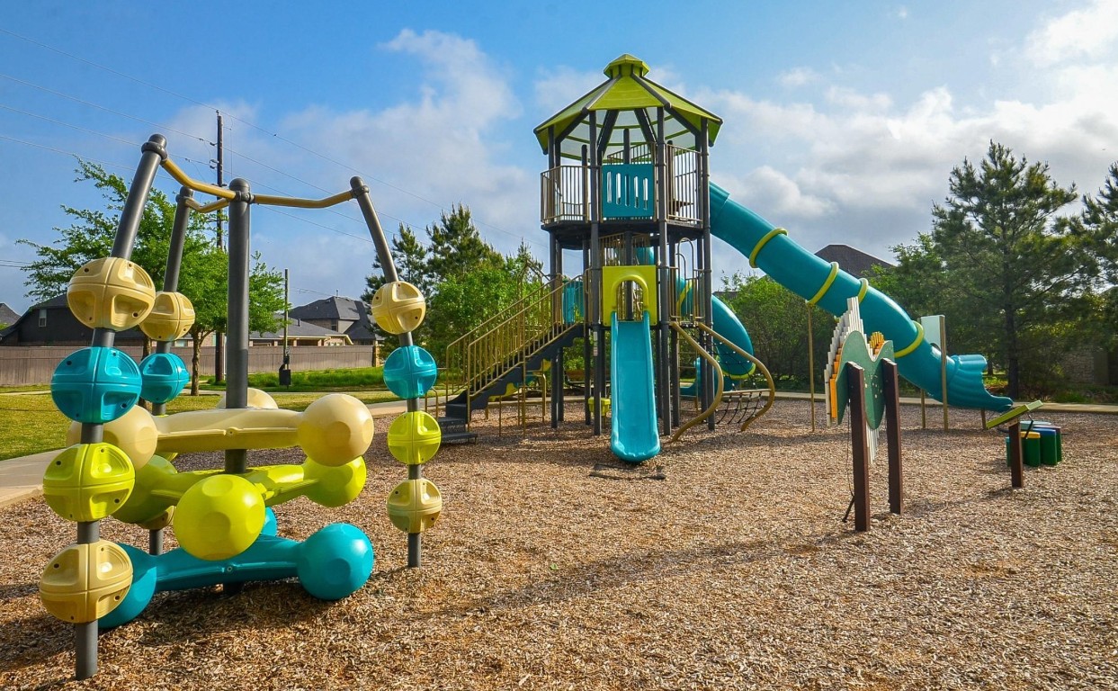 5203 Prairie Terrace Lane Fulshear, TX 77441 - Photo 26 of 32 a view of outdoor space