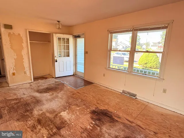 $256,500 | 220 Sycamore Lane, New Holland, PA 17557